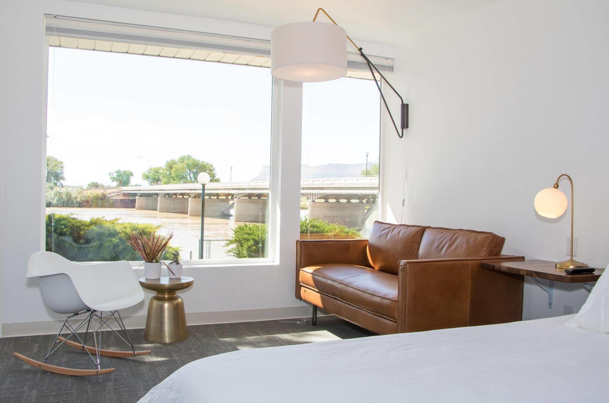 Skyfall Guestrooms Грийн Ривър Екстериор снимка